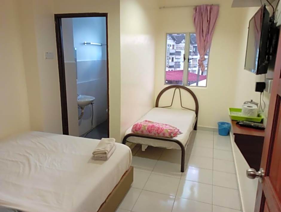 Photo 1 of 3 of Triple Room