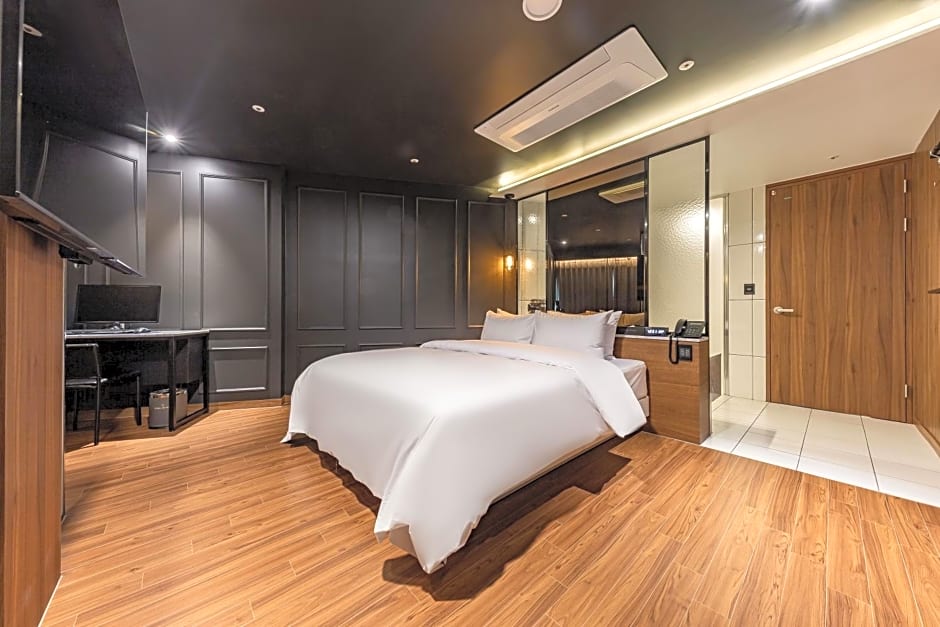 Brown Dot Hotel Seosan