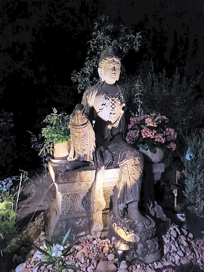 Seminarhaus Arya Maitreya