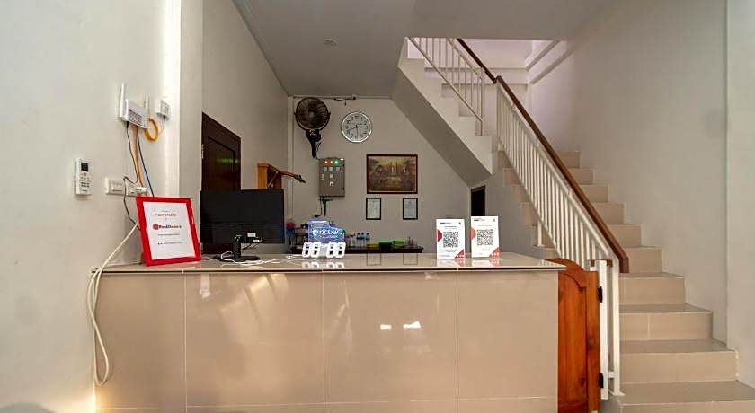 RedDoorz Syariah near Pelabuhan Ulee Lheue Banda Aceh