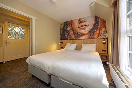 Family Room with Terrace