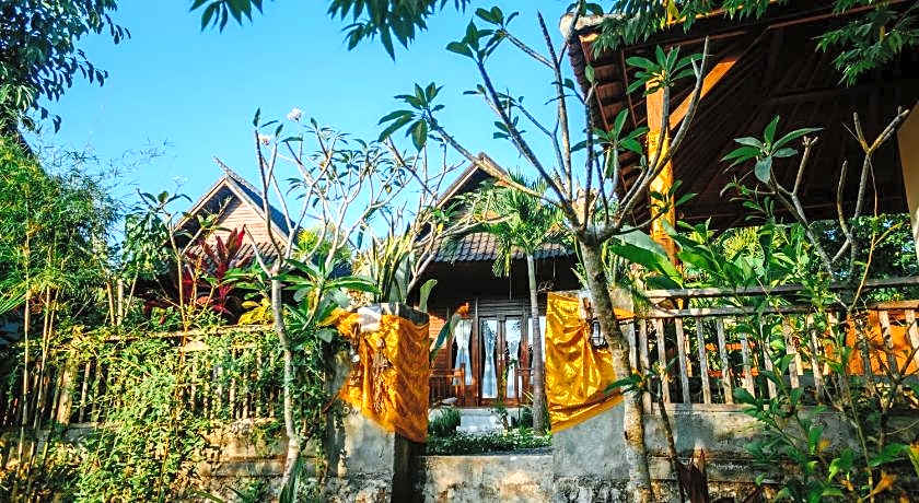 Kurnia Guest House & Spa 