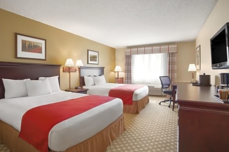 Queen Room with Two Queen Beds - Disability Access