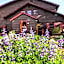 Garnet Hill Lodge