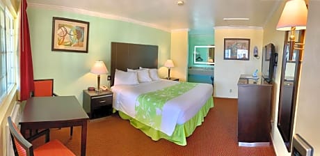 King Room - Non-Smoking