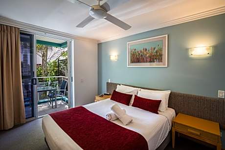 Luxury Three-Bedroom Apartment