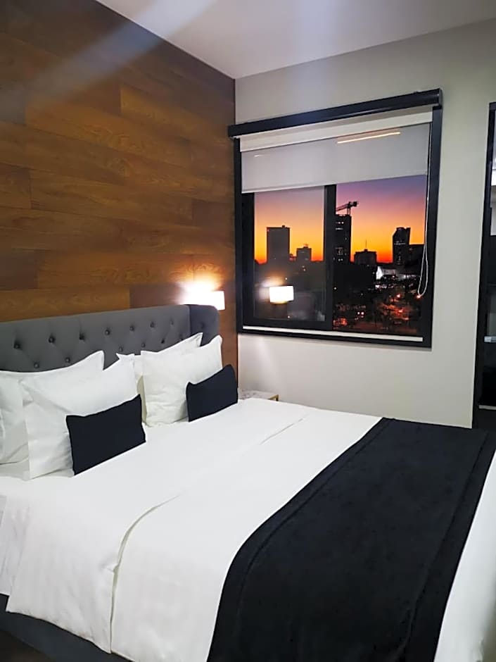 TRYP by Wyndham Santa Cruz