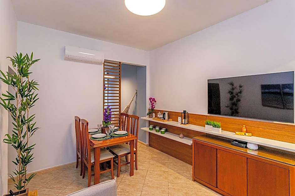 Copacabana Lux: Sophistication and Comfort for 5