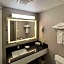 Motel 6 Sault Ste. Marie, ON