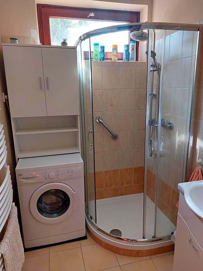 Dobay Apartman Gyula