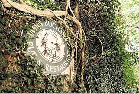 Queen Room with Garden View