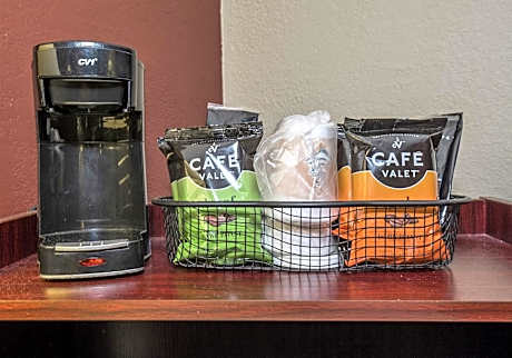 Deluxe King Room Disability Access Non-Smoking