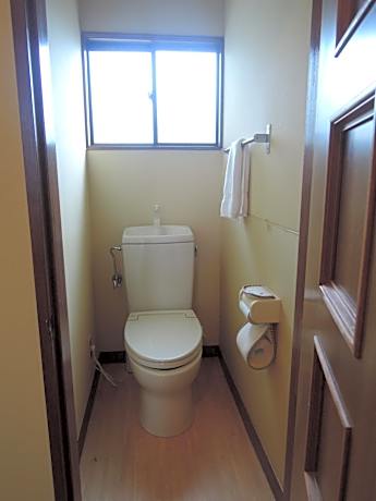 Bunk Bed in Mixed Dormitory Room