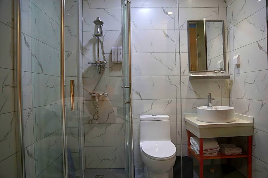 Shell Zhangjiakou City Qiaodong District Yingzuo Hotel