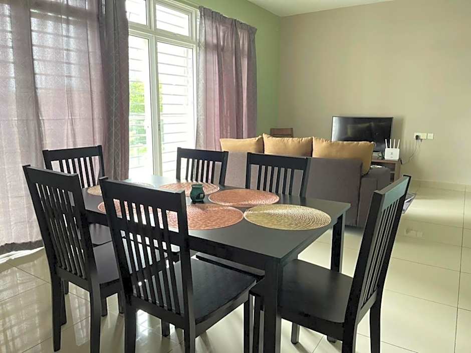 LA 1 Homestay Putrajaya Dwiputra