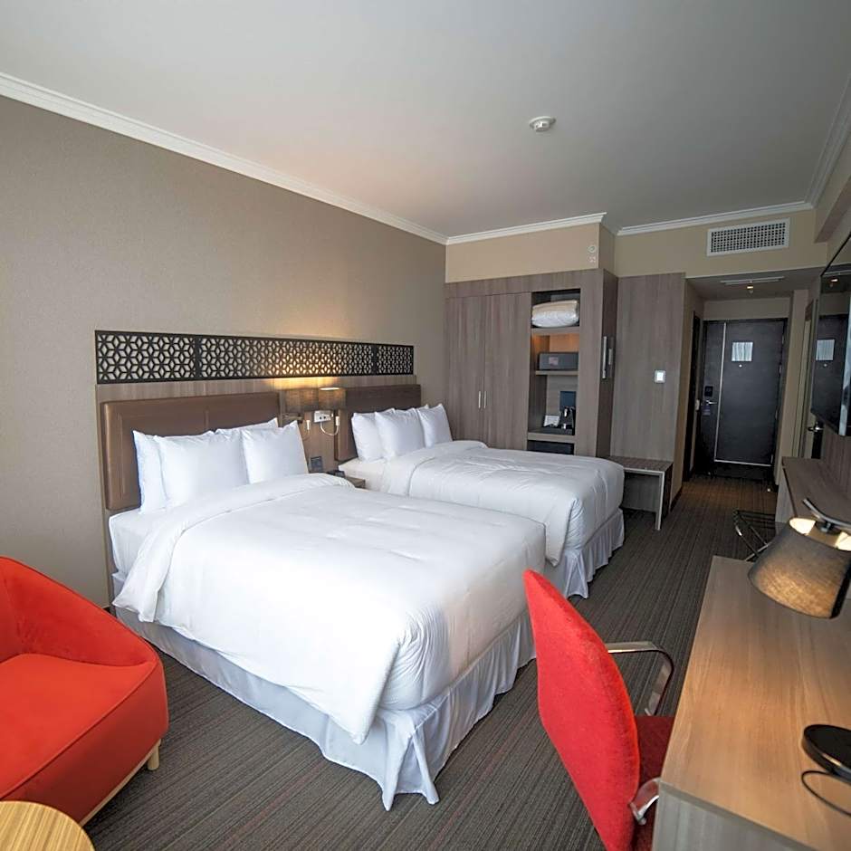 DoubleTree by Hilton Trujillo