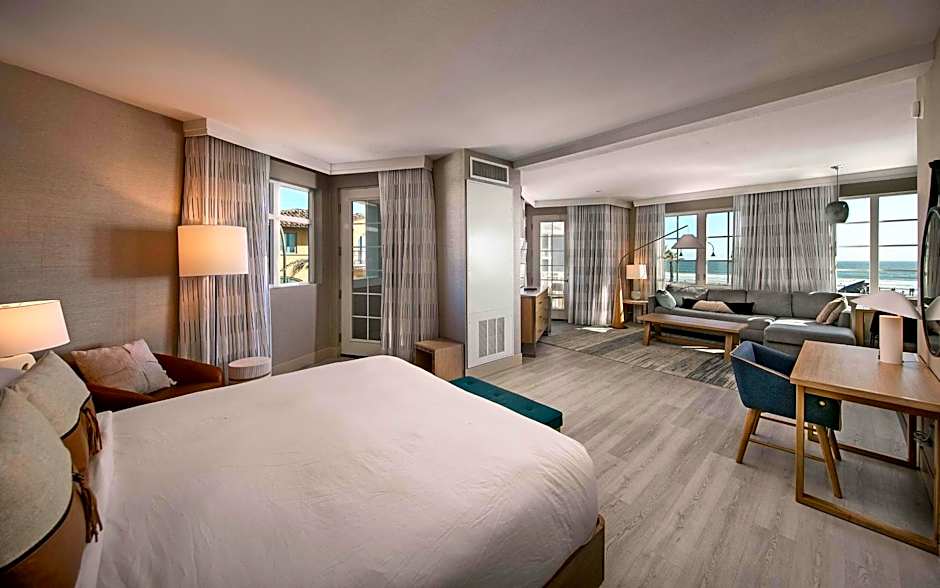 Inn at the Pier Pismo Beach, Curio Collection by Hilton