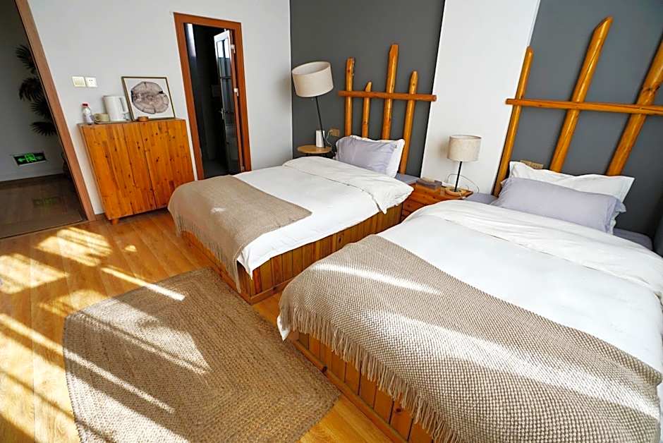 Lijiang Lvyeanjia Inn