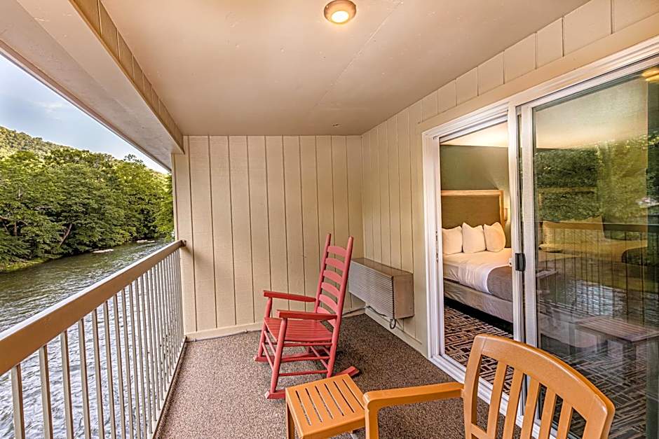 Rivers Edge Motel