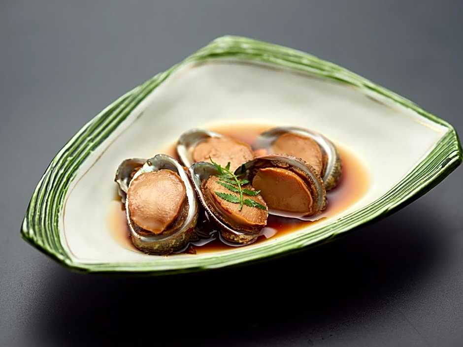 THE HOTEL YAKUSHIMA ocean & forest