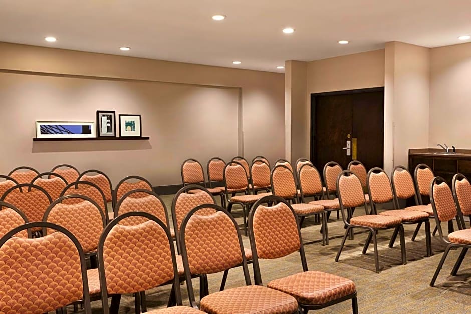 Country Inn & Suites by Radisson, Bryant (Little Rock), AR