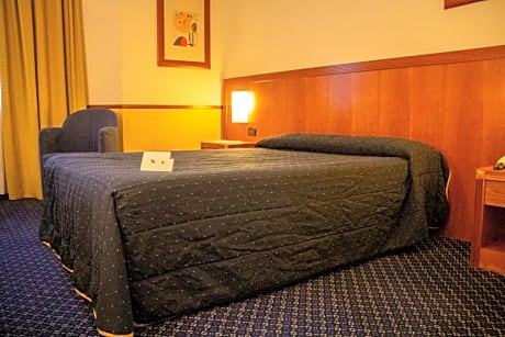 Single Room - Disability Access