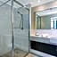 New Haus by Hougoumont Hotel, former Bannister 22