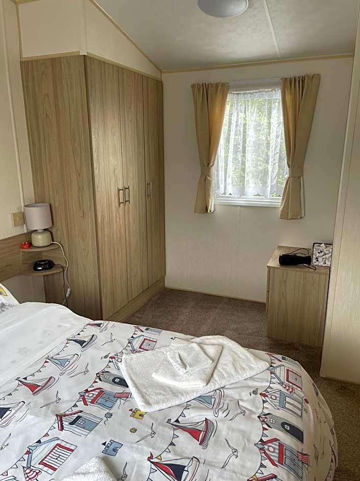 Parkdean Static caravan on cherry tree holiday park