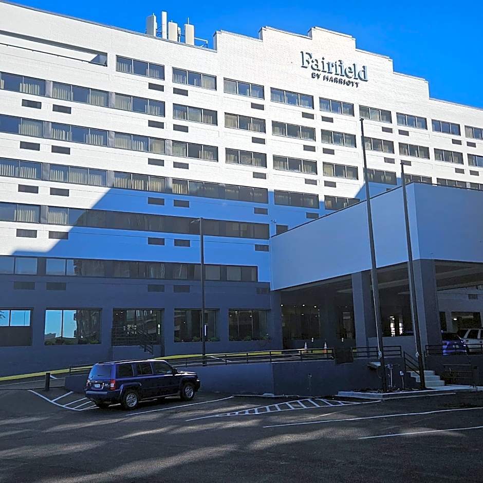 Fairfield by Marriott Inn & Suites Charleston Downtown