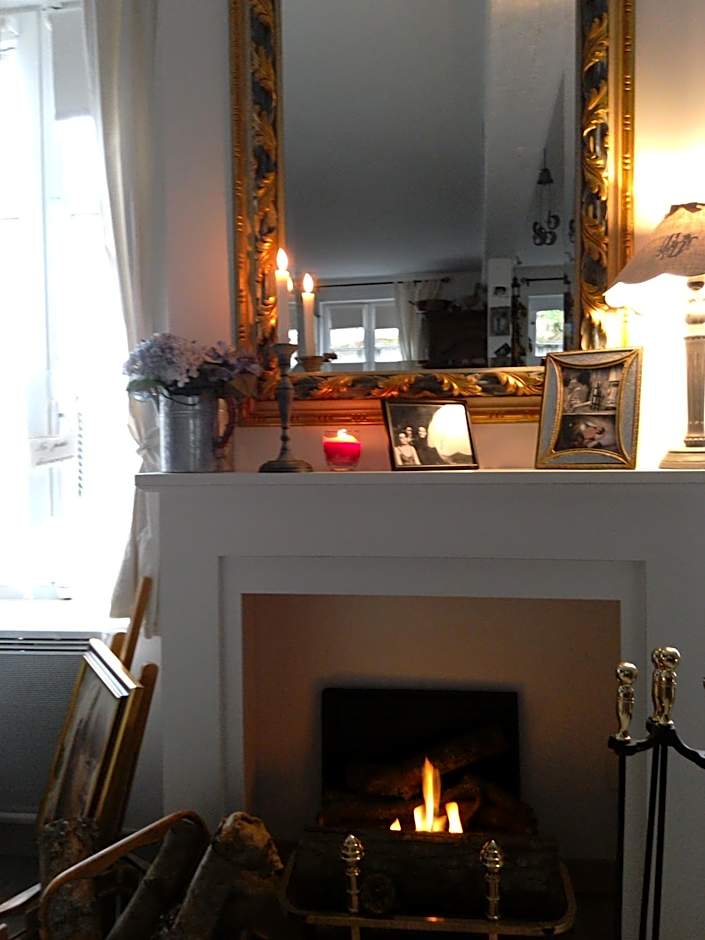 Lamaison du phare honfleur chambres d'hotes et jacuzzi privé