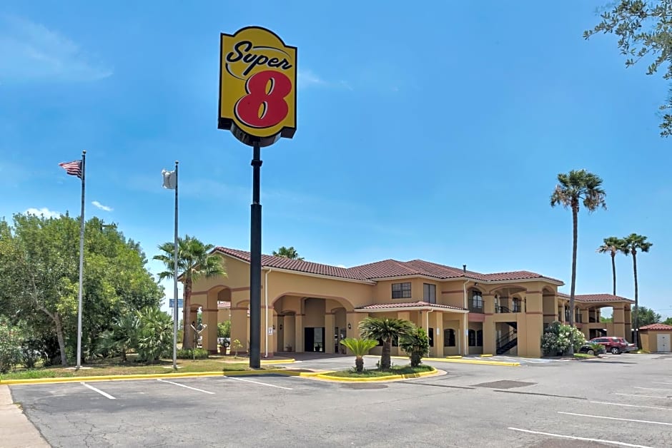 Super 8 by Wyndham Weslaco