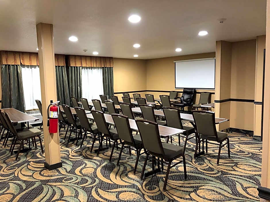 Best Western Plus Coldwater Hotel