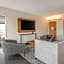 Cambria Hotel Boston Downtown-Seaport