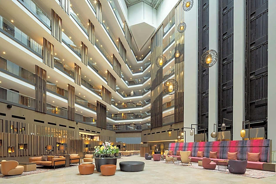 Sheraton Grand Tbilisi Metechi Palace