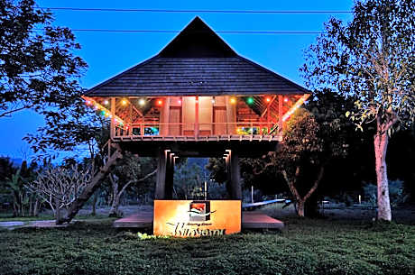 Rai Saeng Arun Resort