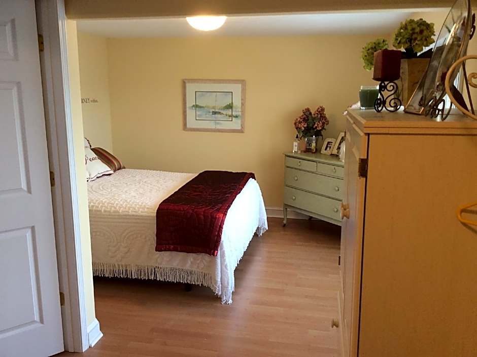 Pictured Rocks Bed and Breakfast