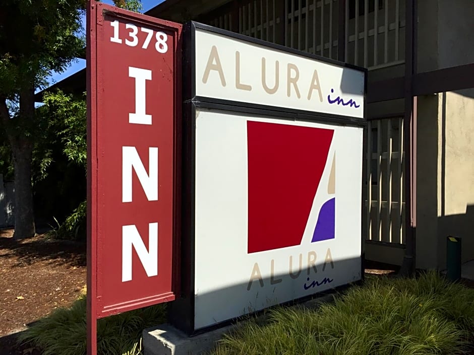 Alura Inn