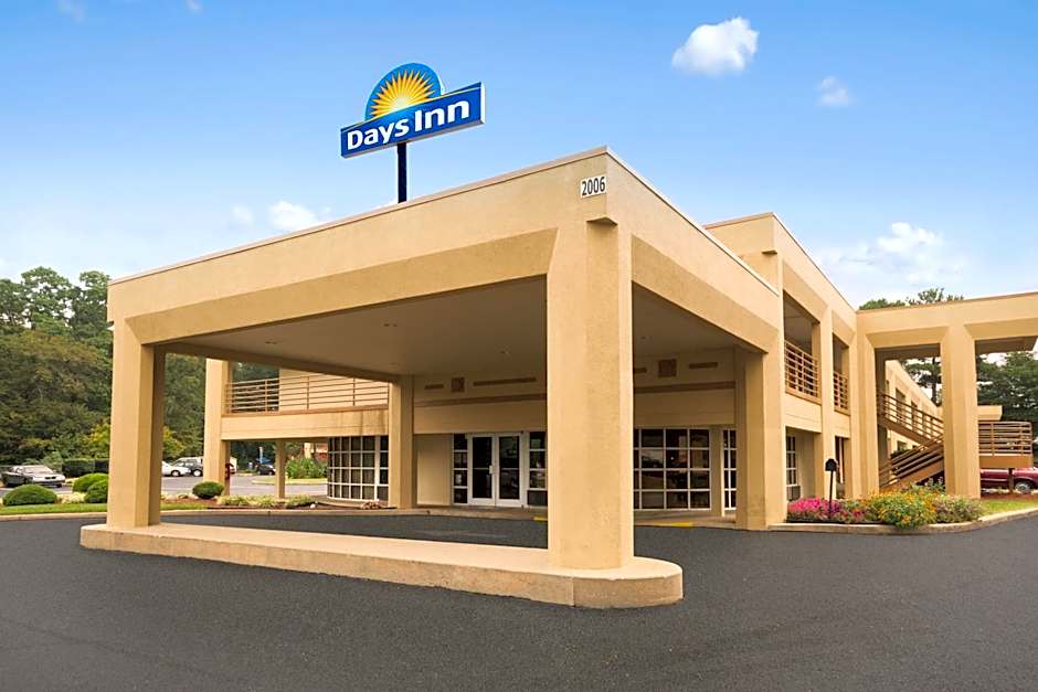 Days Inn by Wyndham Atlanta Stone Mountain