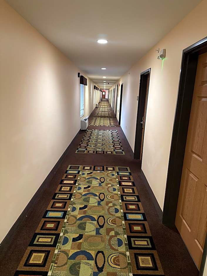 Americas Best Value Inn St. Robert