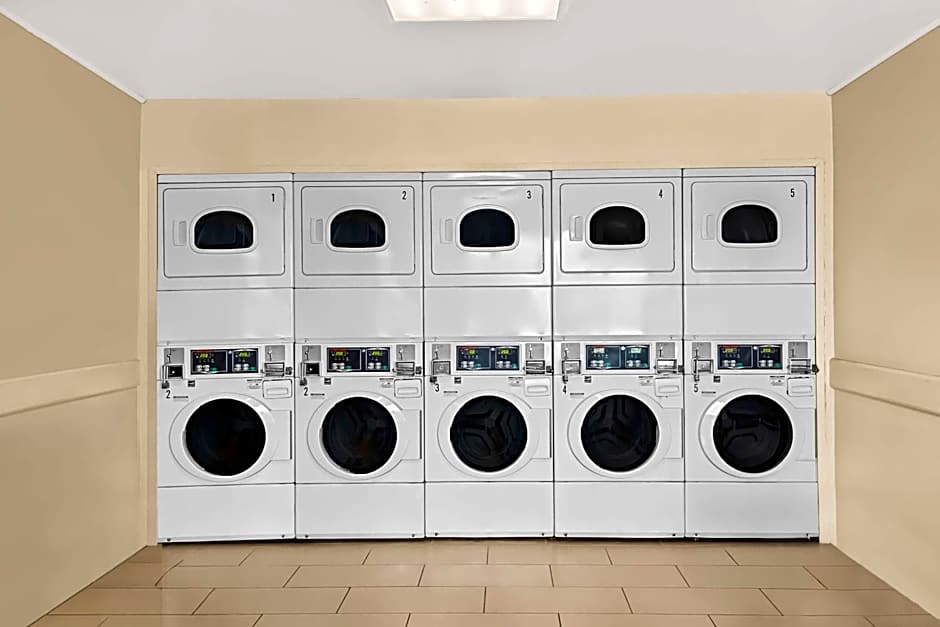 Best Western Seaway Inn