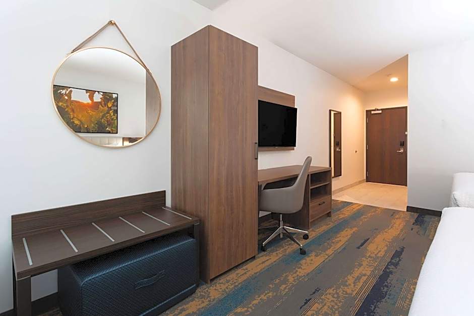 La Quinta Inn & Suites by Wyndham Galt
