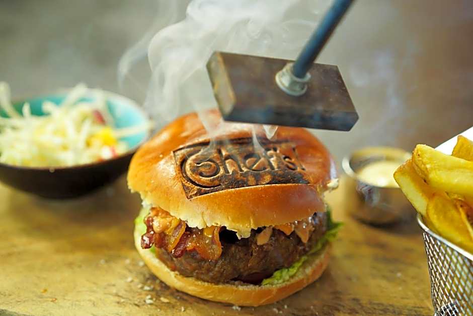 Leonardo Hotel IJmuiden Seaport Beach