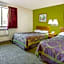 Super 8 by Wyndham Richmond/Broad Street