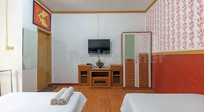 Seruni Guest House Near Alun Alun Lembang Mitra RedDoorz