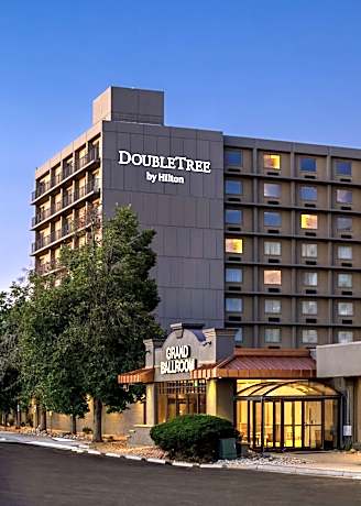 DoubleTree by Hilton Hotel Denver