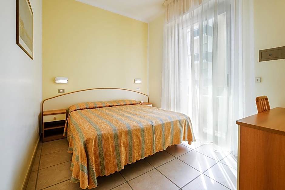 Hotel Thea