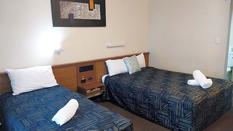 Miners Lodge Motor Inn