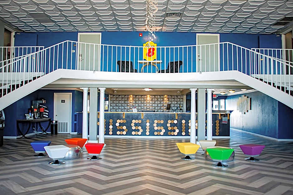 Super 8 by Wyndham Biloxi