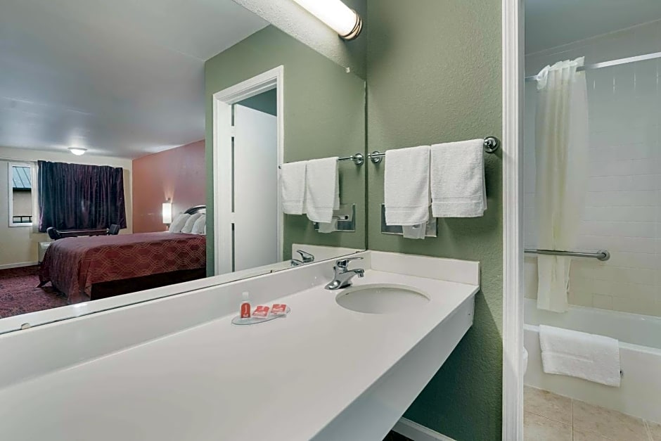 Econo Lodge Thomaston
