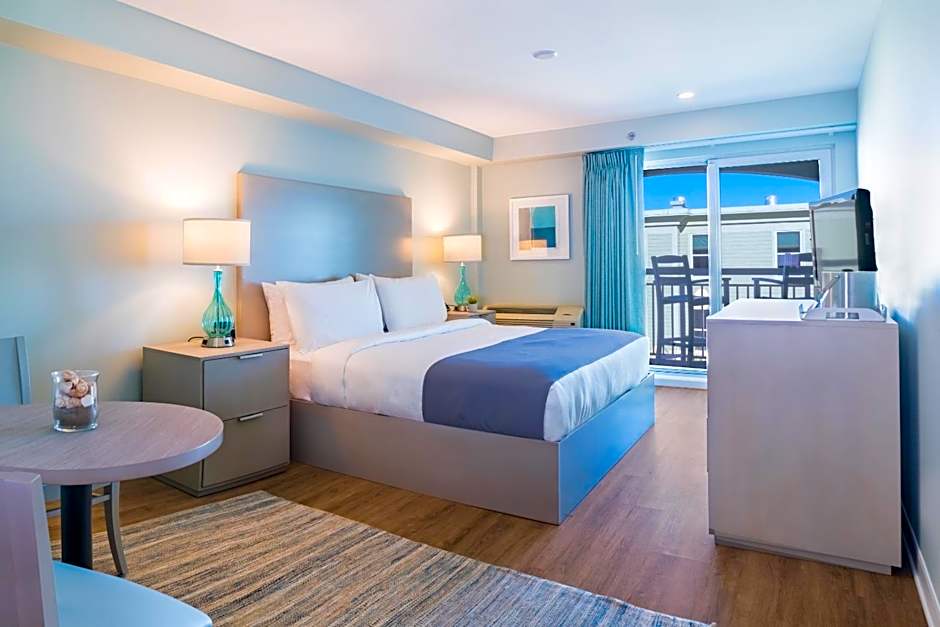 The Palms Oceanfront Hotel